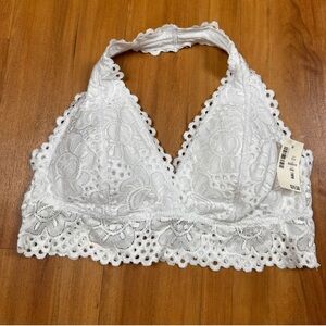 Aeropostale Women's White Lace Bralette
Size XL